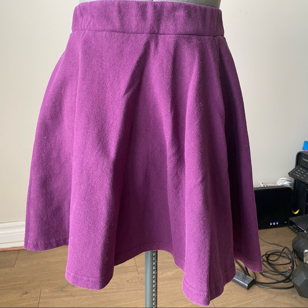 🦖 Purple skater skirt 3/$25